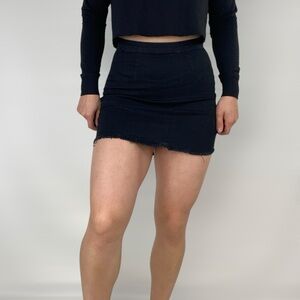 REFORMATION Jeans Evie Denim Mini Skirt Raw Hem Stretch‎